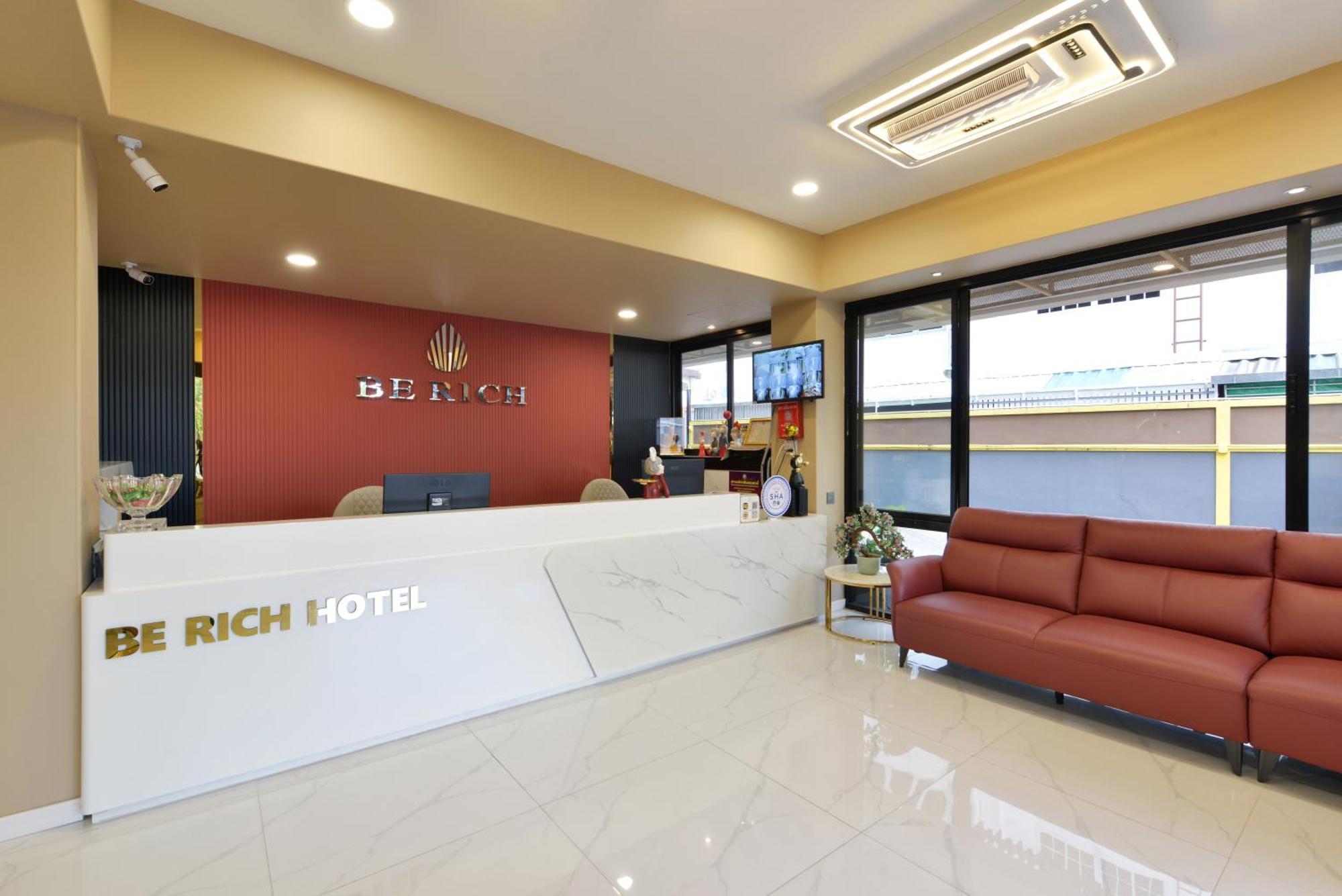 Berich Hotel Tak Luaran gambar